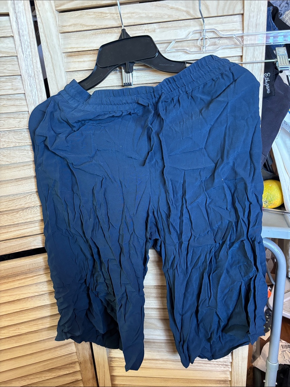 J. Jill Navy Lightweight Pull-On capris with Elastic Waist XSP